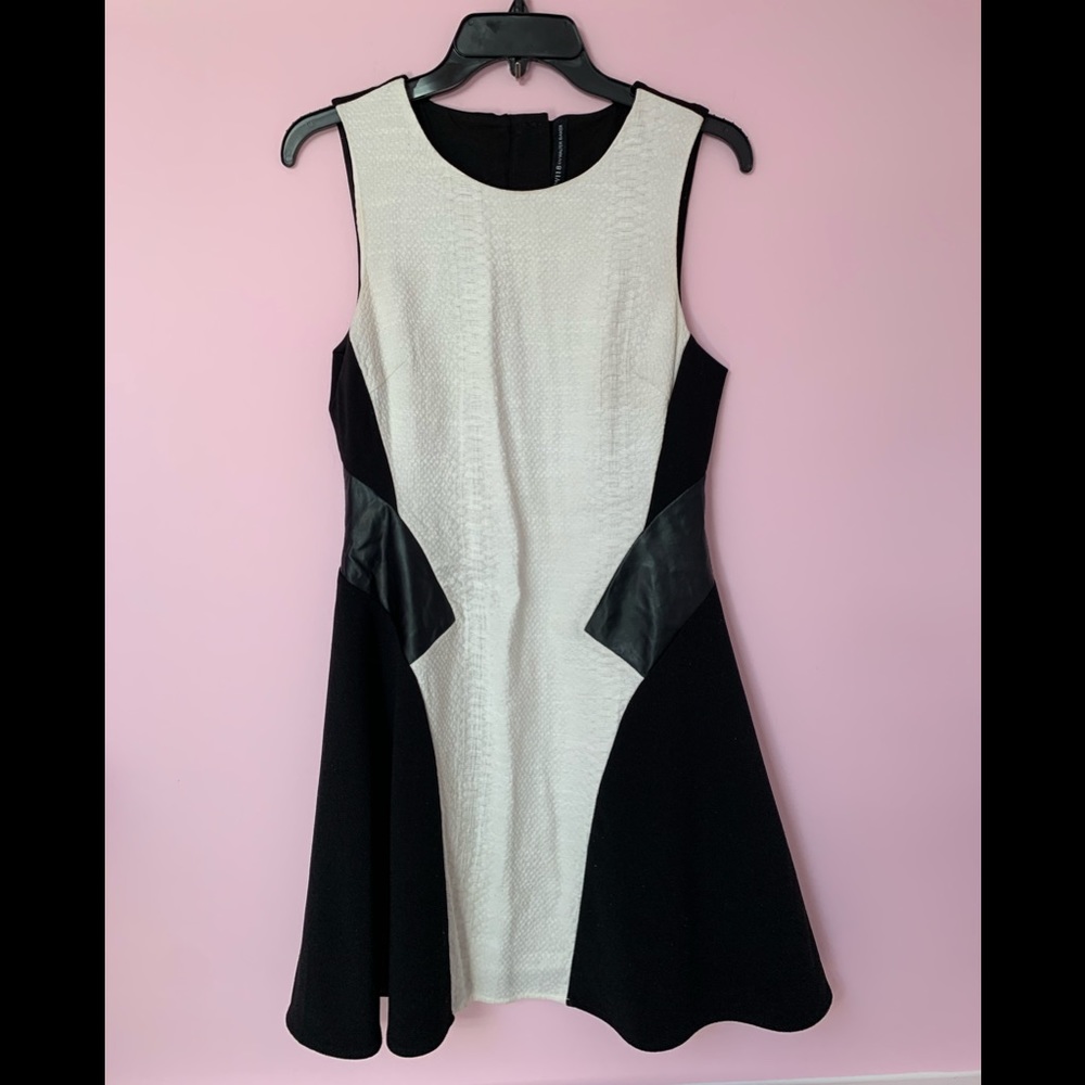 Knee-Length Dress in white and faux leather detail
